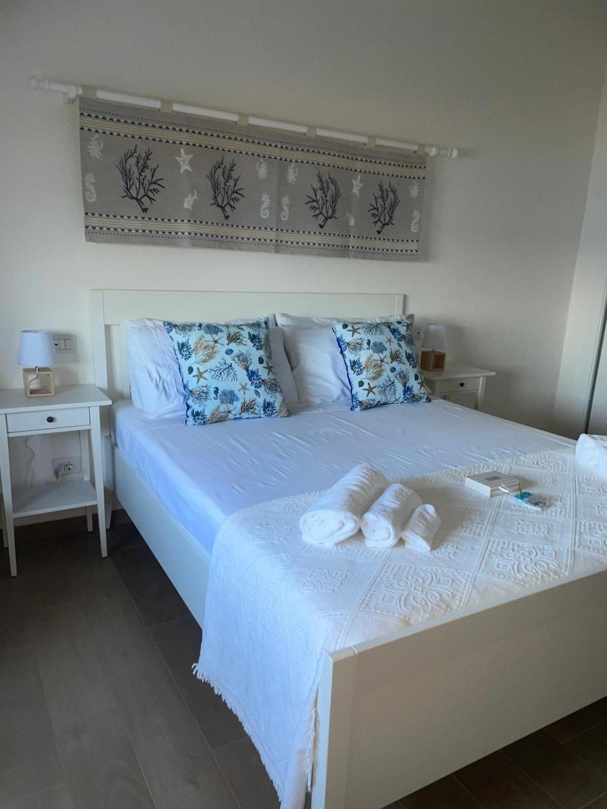 Profumo Di Mare B&B Porto Columbu - Perd'E Sali Luaran gambar