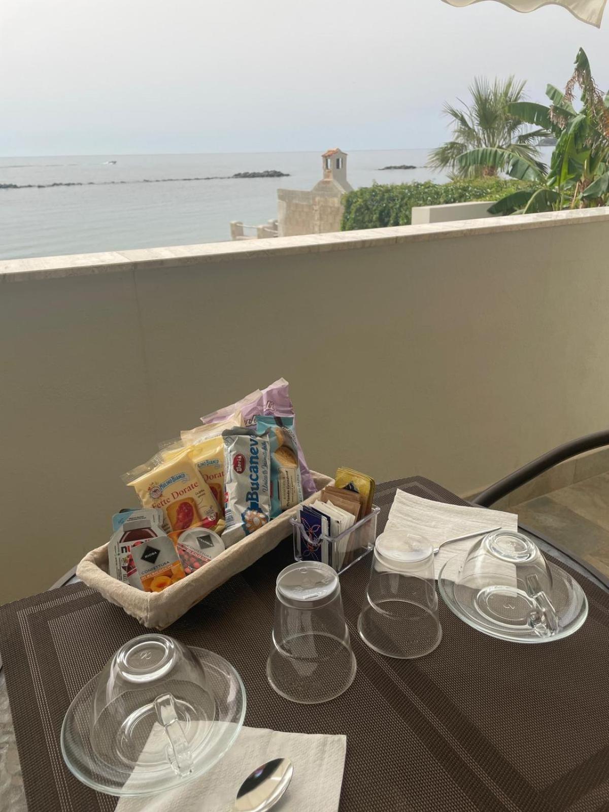 Profumo Di Mare B&B Porto Columbu - Perd'E Sali Luaran gambar